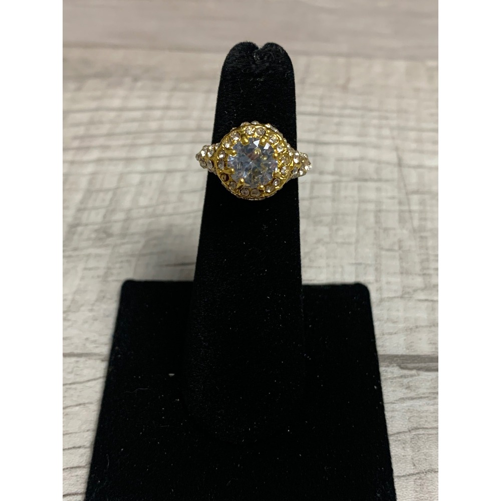 Gold Tone Clear Stone Halo Cocktail Ring Size 4.5 Statement Jewelry 3352